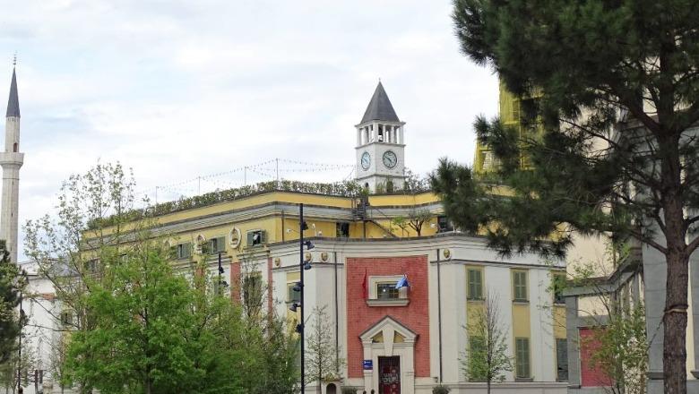 Detyrimet e prapambetura të bashkive arritën 33 milionë euro në vitin 2024 